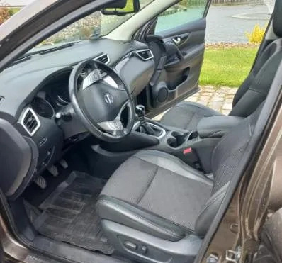 Nissan Qashqai cena 50500 przebieg: 117500, rok produkcji 2014 z Szczecin małe 79